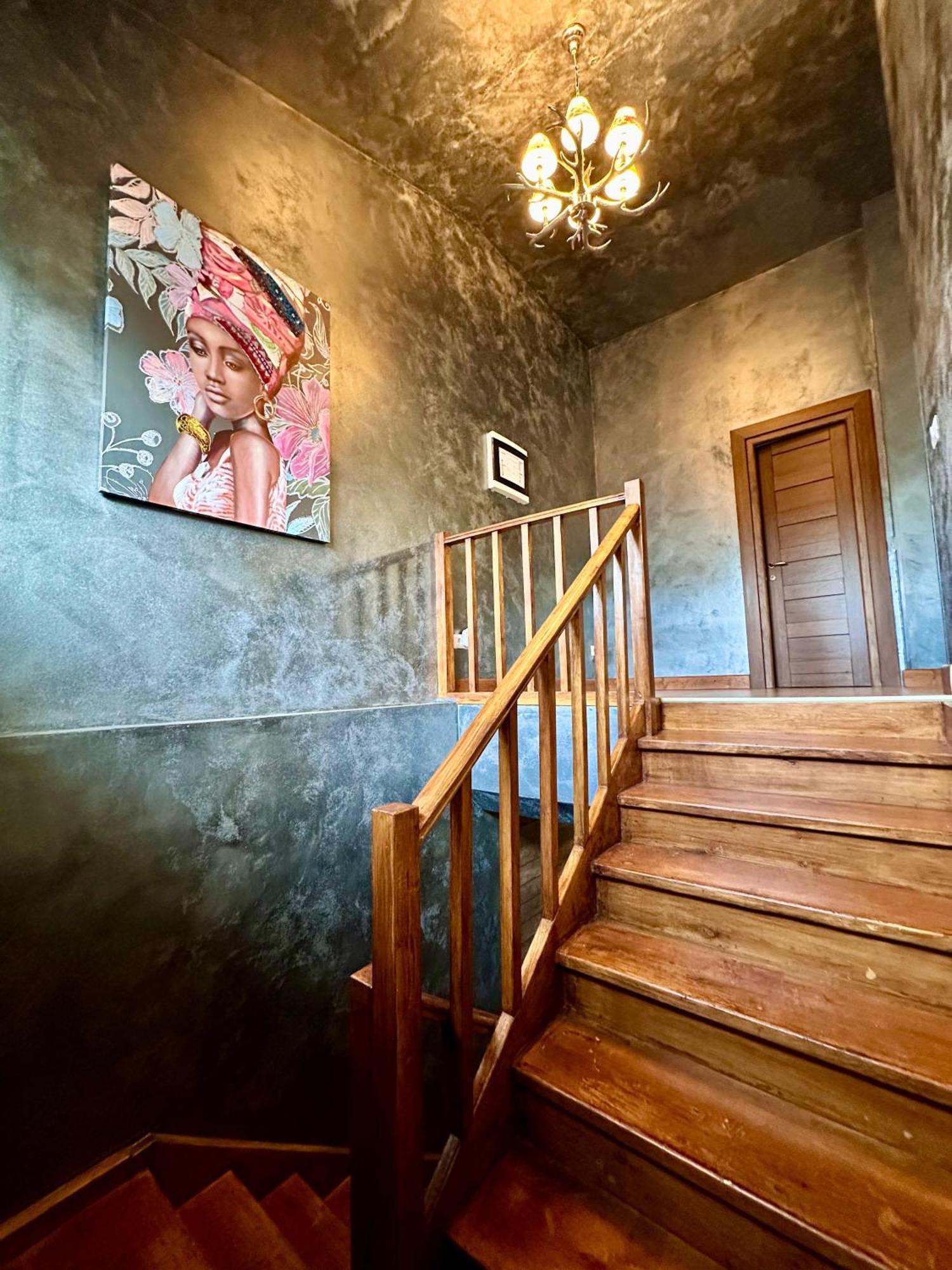 Madison Lake Villa Balotesti Ngoại thất bức ảnh
